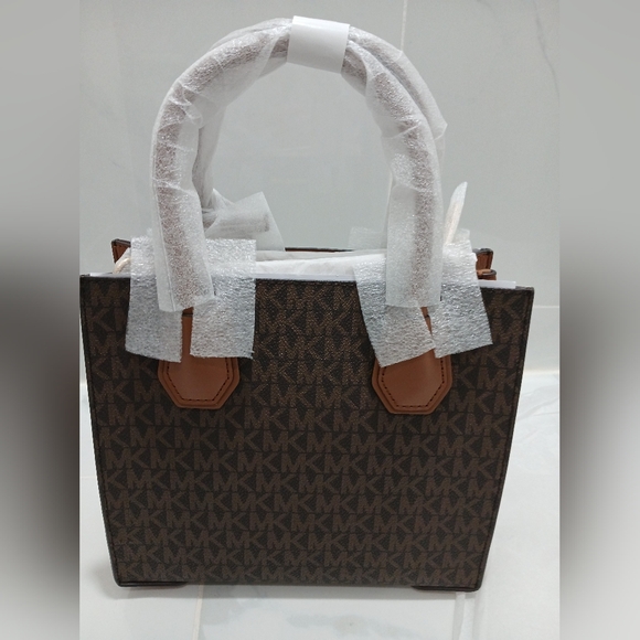 MICHAEL KORS Mercer Medium Logo and Leather Accordion Crossbody Bag Brown NWT - Picture 5 of 16